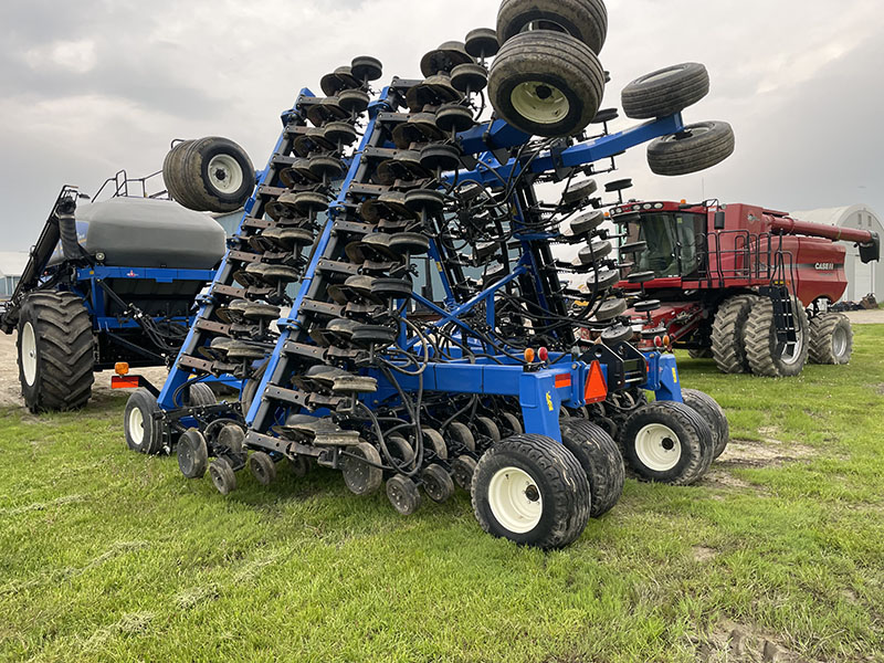 2018 NEW HOLLAND P2350 AIR CART WITH 2017 NEW HOLLAND P2080 AIR DRILL***12 MONTH INTEREST WAIVER***