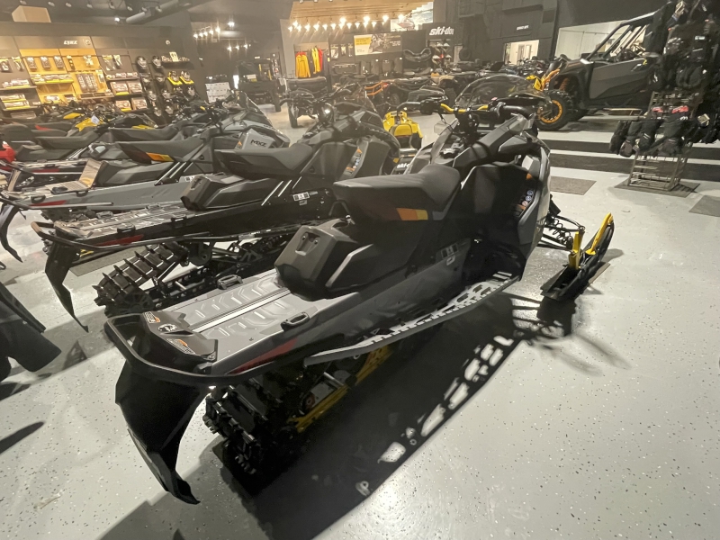 Snowmobiles  2025 SKI-DOO MXZ ADRENALINE 850 E-TEC SNOWMOBILE Photo