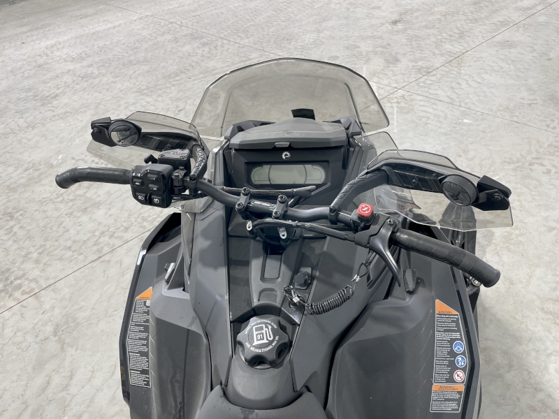Snowmobiles  2025 SKI-DOO MXZ X 850 E-TEC SNOWMOBILE Photo