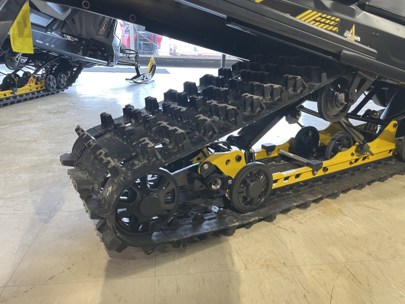 Snowmobiles  2025 SKI-DOO TUNDRA LE 600 EFI SNOWMOBILE Photo