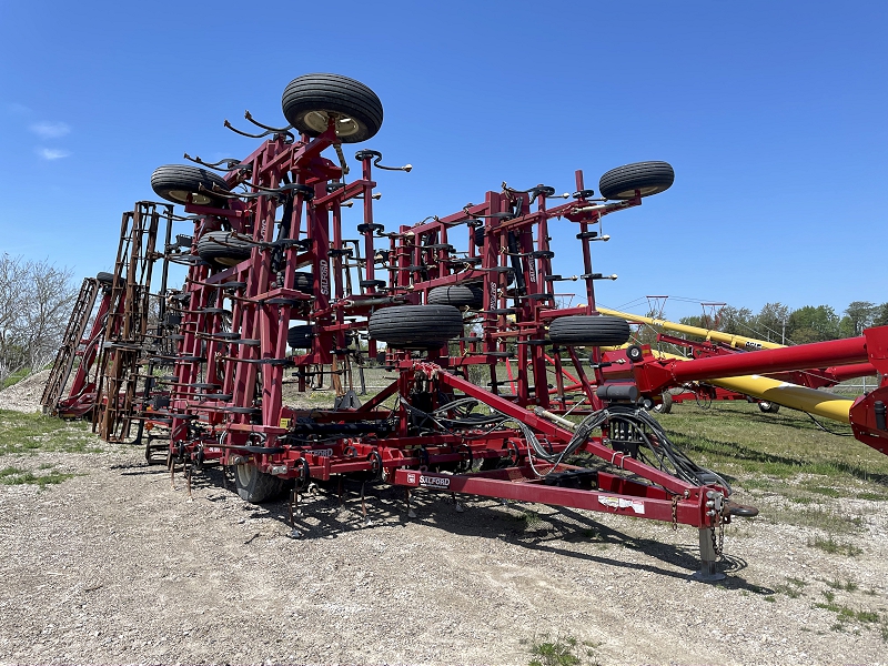 2017 SALFORD 700-50 CULTIVATOR AND UNVERFERTH 1225-51 ROLLING HARROW COMBO