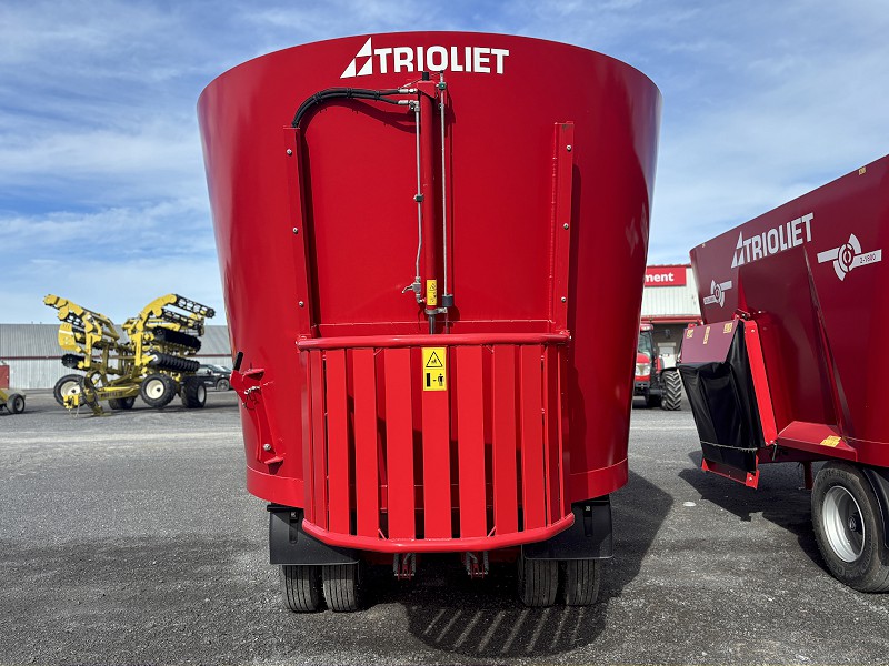 2024 TRIOLIET SOLOMIX 2 2600 ZK-T TMR FEED MIXER