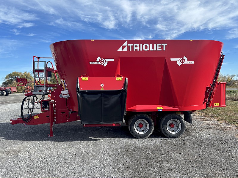 2024 TRIOLIET SOLOMIX 2 2600 ZK-T TMR FEED MIXER