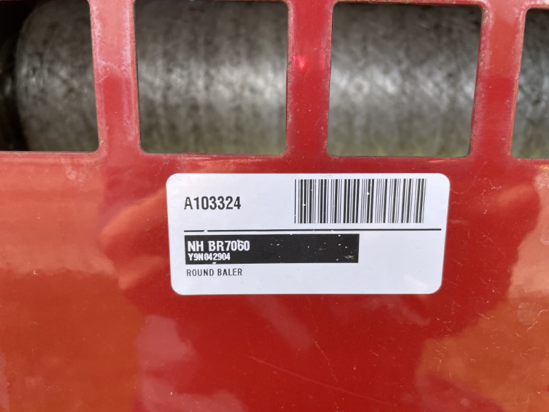 2009 NEW HOLLAND BR7060 ROUND BALER