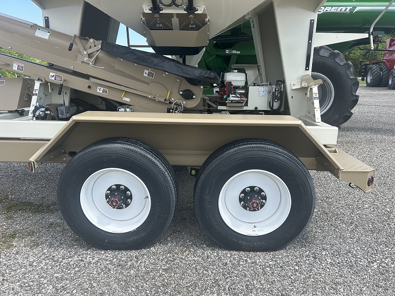 2025 UNVERFERTH 3955DXL SEED TENDER