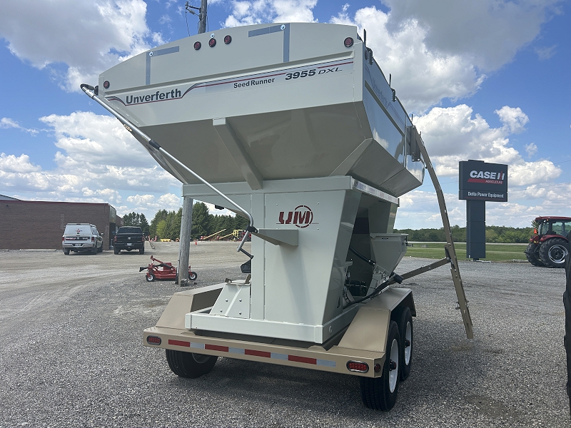2025 UNVERFERTH 3955DXL SEED TENDER