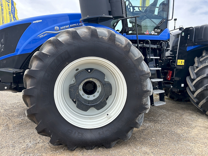 2025 NEW HOLLAND T9.580 PLMI 4WD TRACTOR