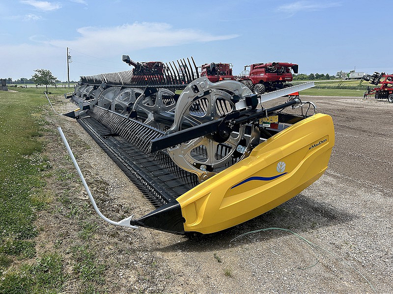 2025 MACDON FD235 DRAPER FLEX HEAD