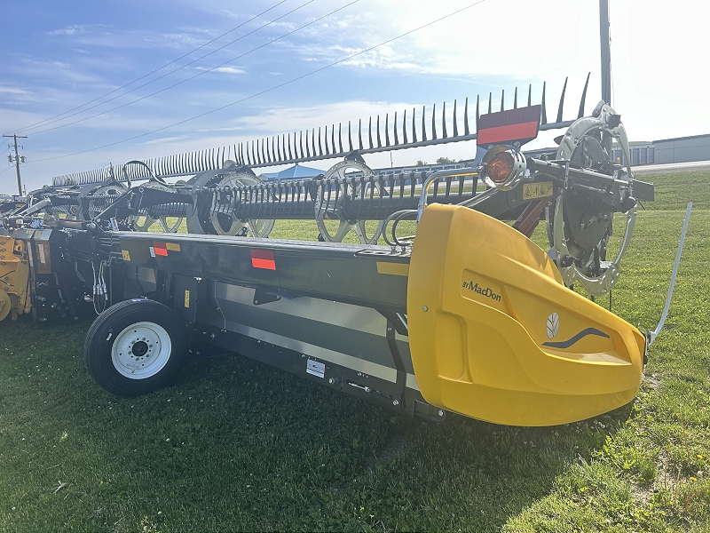 2025 MACDON FD245 FLEX DRAPER HEAD