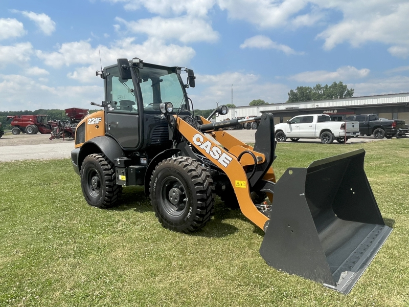 2025 CASE 221F Z-BAR COMPACT WHEEL LOADER