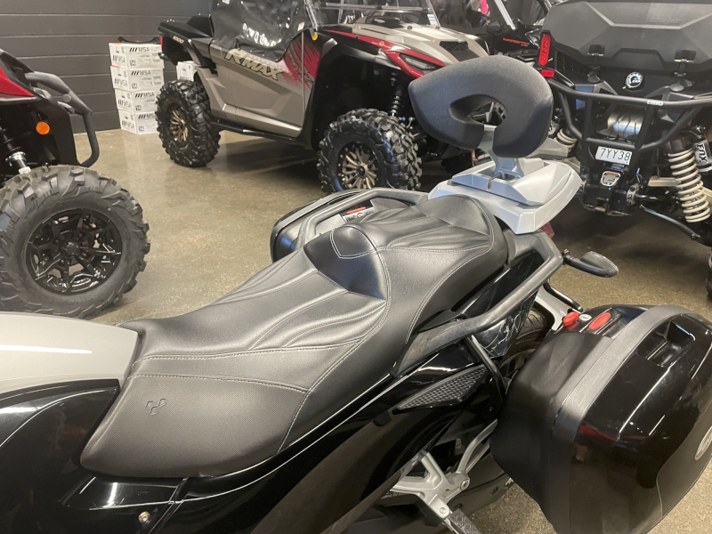 On-Road 3w Vehicles  2008 CAN-AM ON-ROAD SPYDER GS 990 3 WHEEL VEHICLE (MOTORCYCLE) Photo