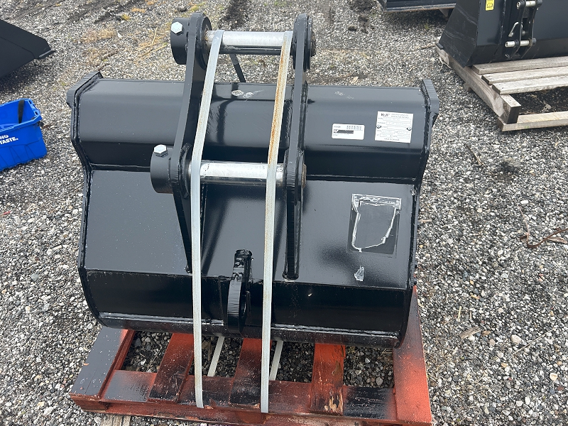 2024 H&H MANUFACTURING 36 INCH DITCHING BUCKET