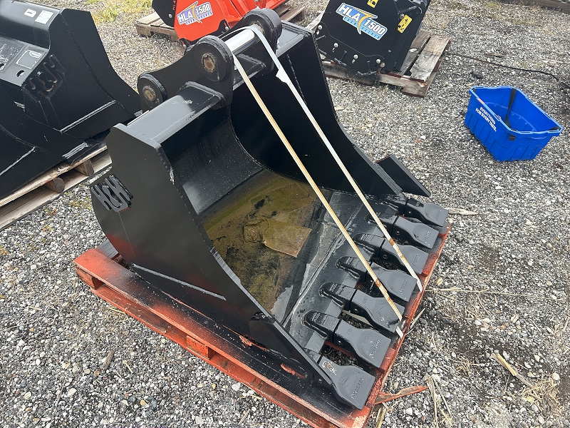 2024 H&H MANUFACTURING 36 INCH DITCHING BUCKET