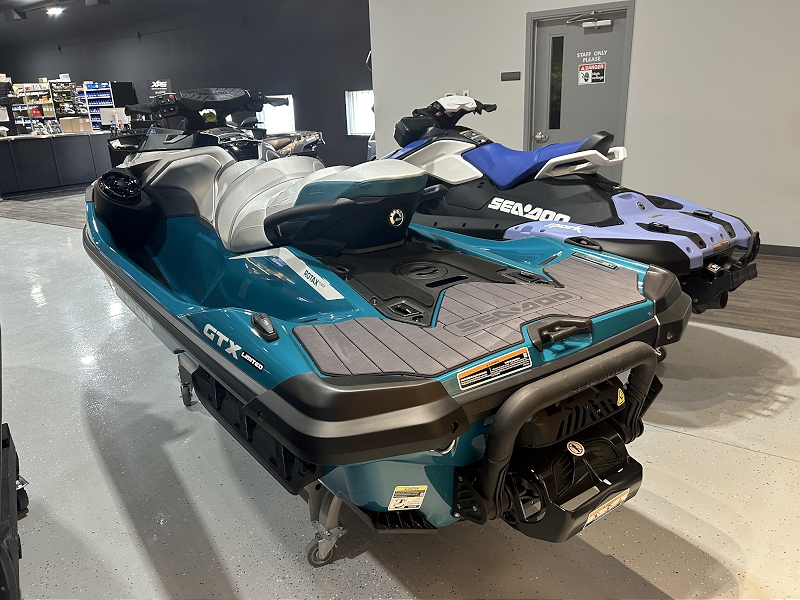 2025 SEA-DOO GTX LIMITED 325 PERSONAL WATERCRAFT WITH SOUND