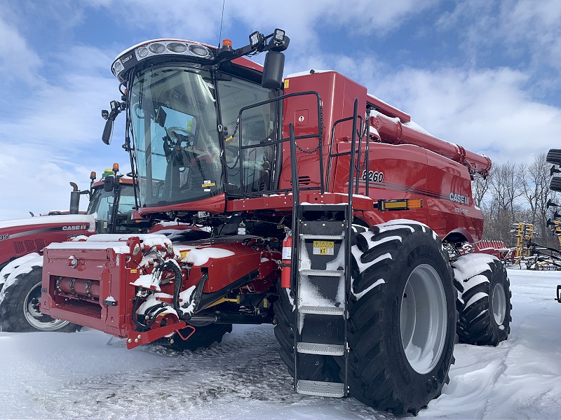 2025 CASE IH 8260 AXIAL-FLOW COMBINE