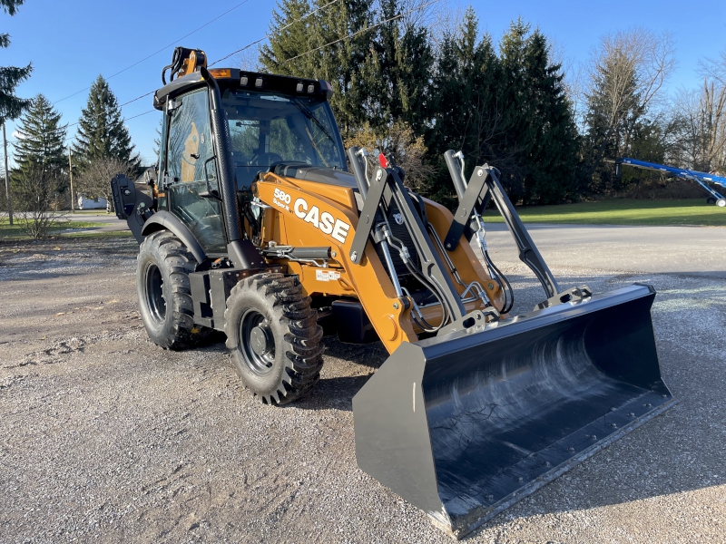 2024 CASE 580SN WT TRACTOR LOADER BACKHOE