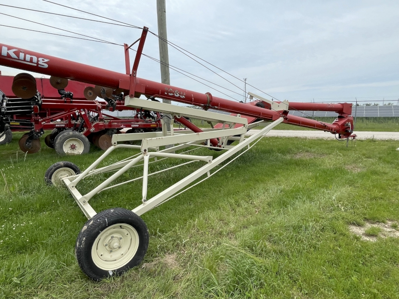 2013 BUHLER FARM KING 1060TM GRAIN AUGER