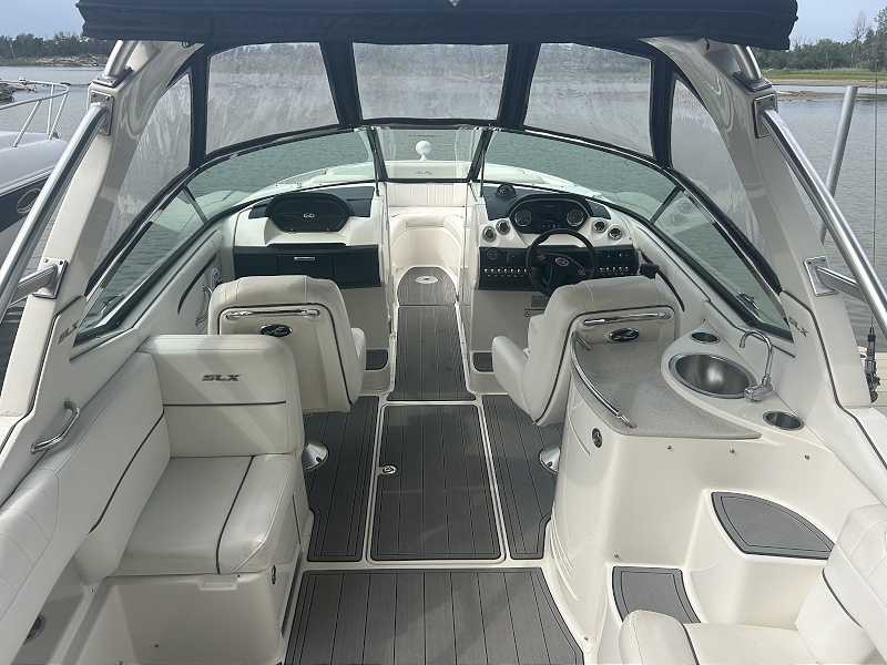 2008 SEA RAY 270 SLX BOWRIDER BOAT AND TRAILER