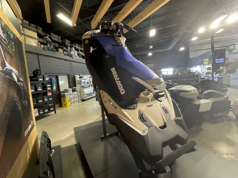 2025 SEA-DOO SPARK TRIXX 3UP PERSONAL WATERCRAFT WITH SOUND
