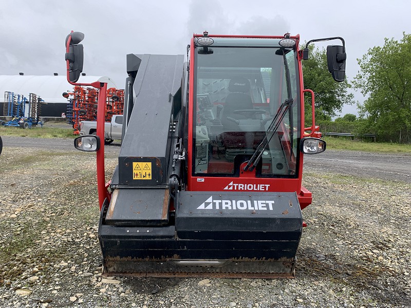 2022 TRIOLIET TRIOTRAC II 2000VL SELF-PROPELLED TMR FEED MIXER
