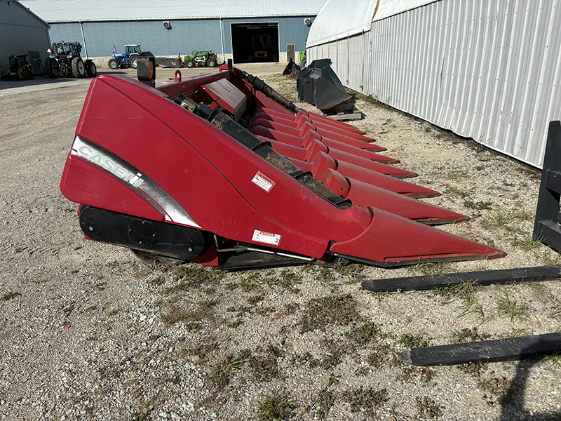 2011 CASE IH 2608 CHOPPING CORN HEAD