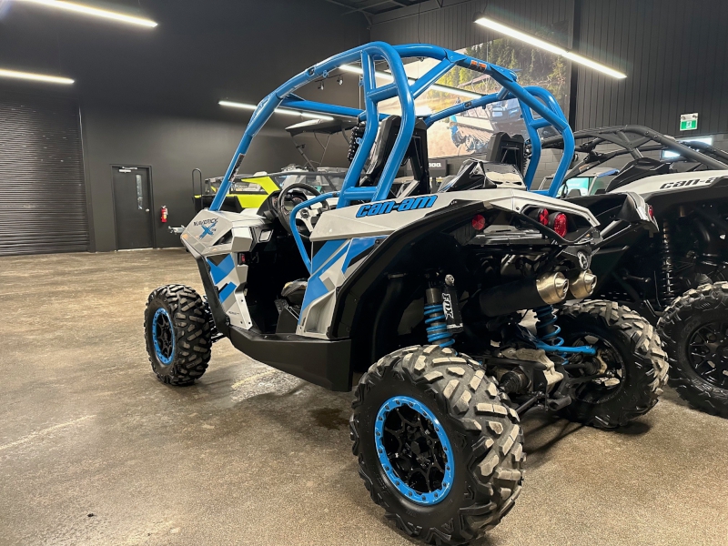 ATV & Utility Vehicles  2016 CAN-AM MAVERICK XDS DPS SIDE BY SIDE Photo