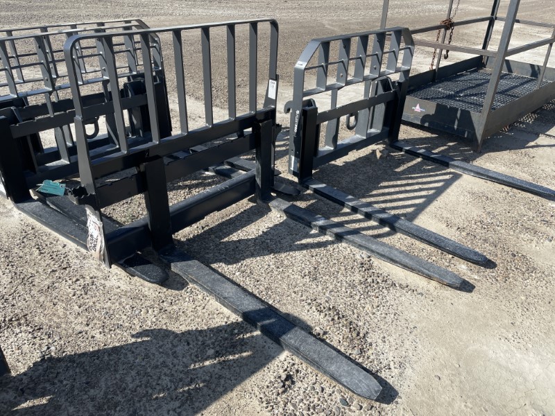 2024 CASE CONSTRUCTION 48 INCH HYDRAULIC PALLET FORKS