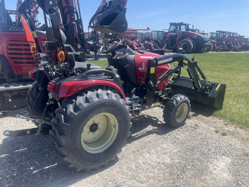 2025 YANMAR SA425 TRACTOR WITH LOADER