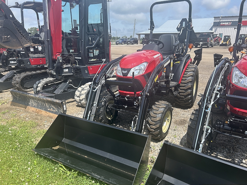 2025 YANMAR SA425 TRACTOR WITH LOADER AND BACKHOE