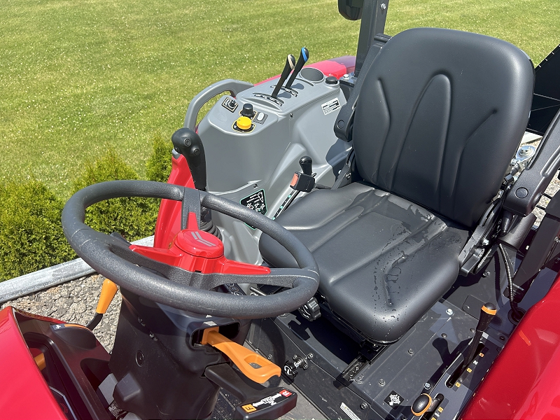 2025 YANMAR YT347 TRACTOR WITH LOADER