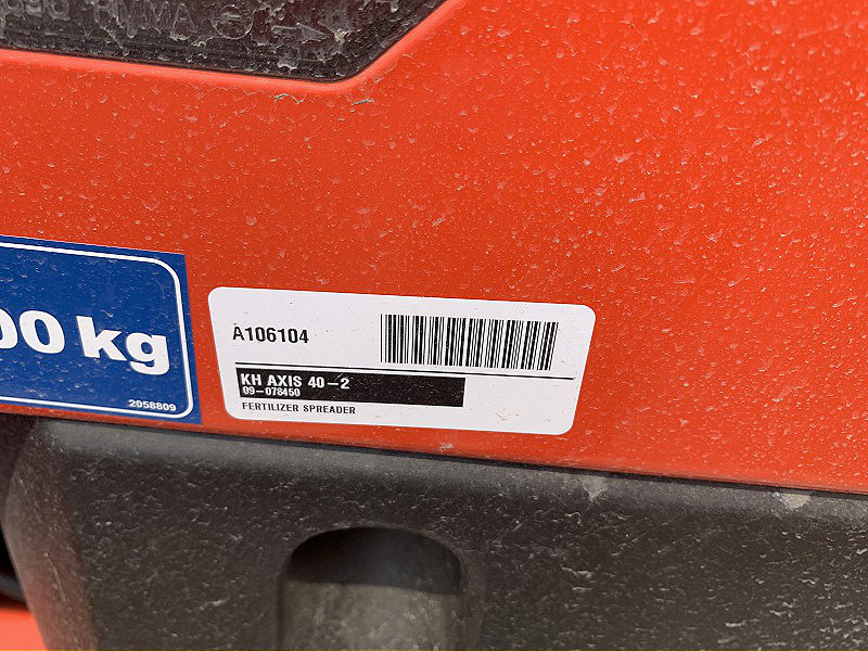 2025 KUHN AXIS 40.2 DRY FERTILIZER SPREADER