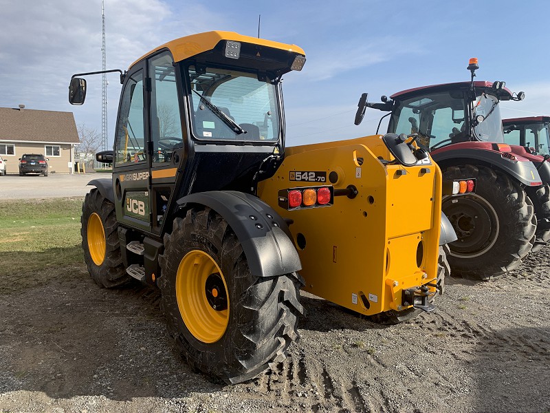 2025 JCB 542-70 SERIES III AGRI SUPER TELEHANDLER