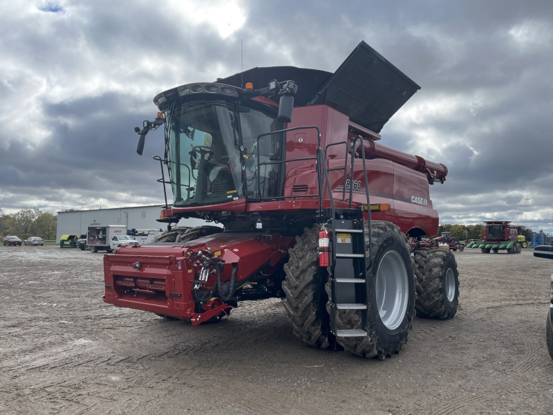2025 CASE IH 8260 AXIAL-FLOW COMBINE