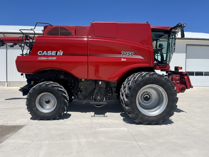 2022 CASE IH 7150 COMBINE