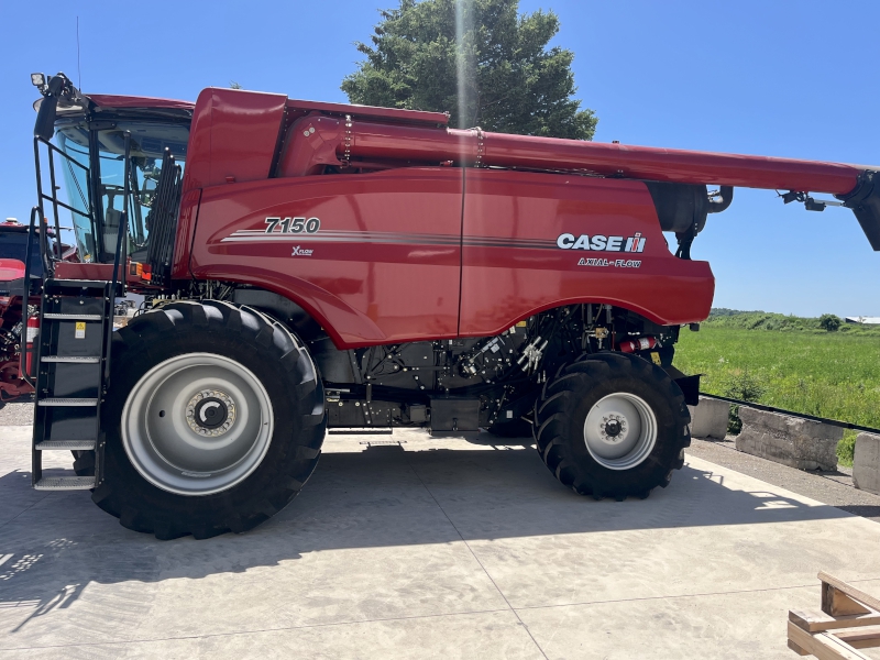2022 CASE IH 7150 COMBINE