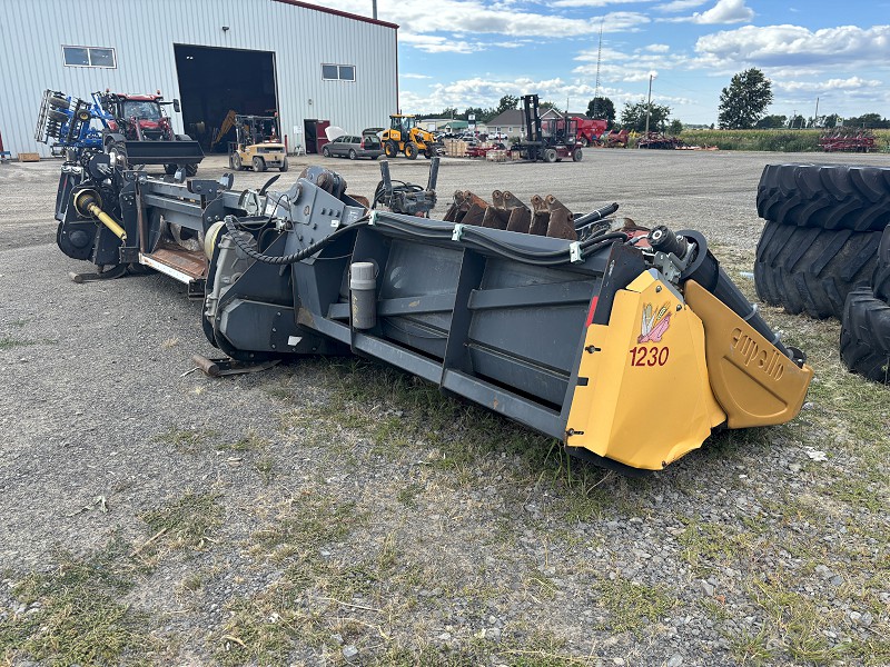 2013 CAPELLO QUASAR R12 CORN HEAD