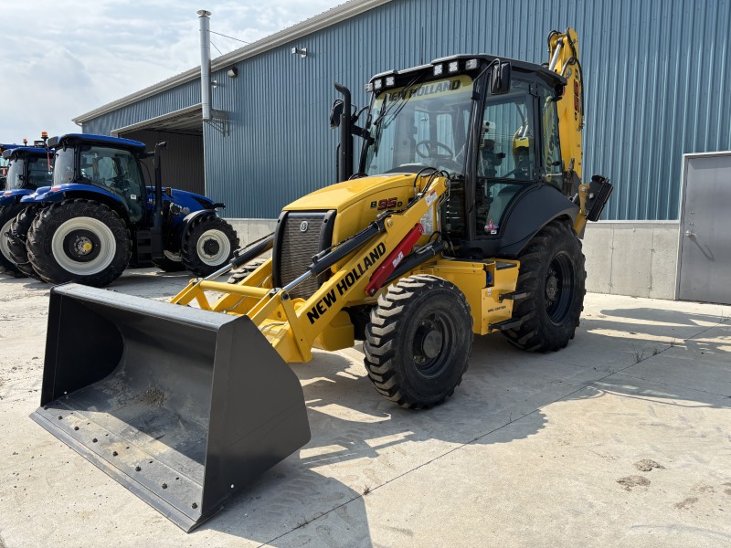 2025 NEW HOLLAND B95D TRACTOR LOADER BACKHOE