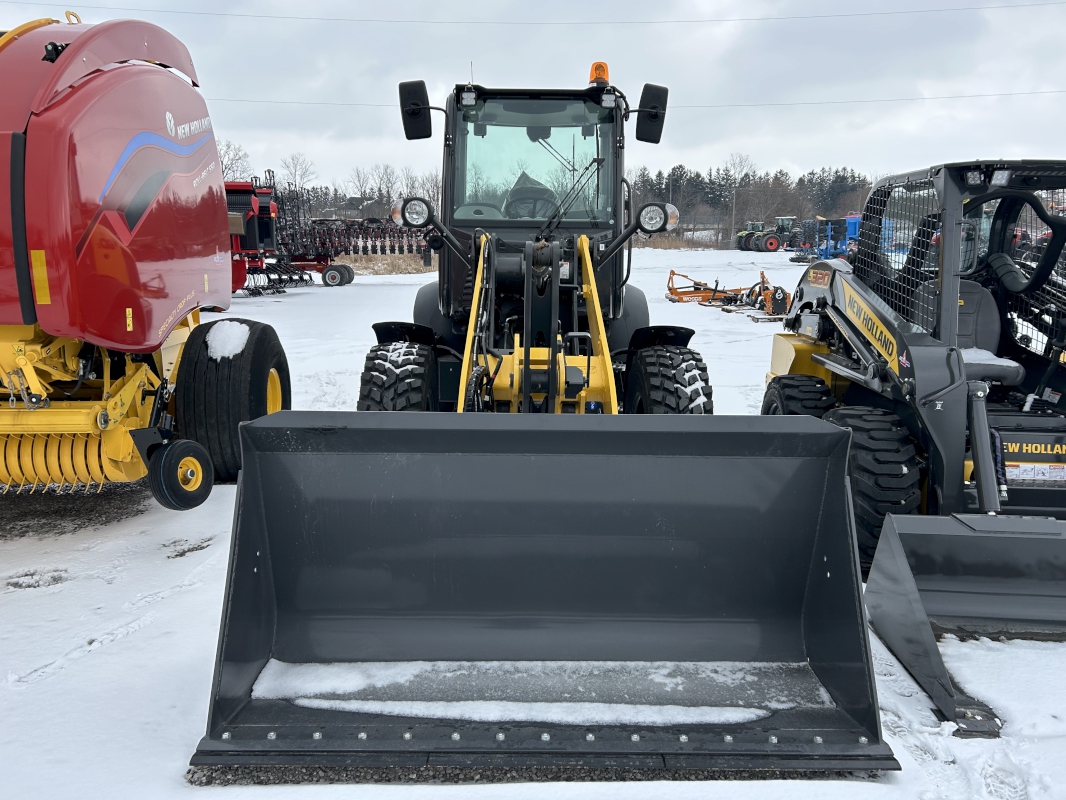 2026 NEW HOLLAND W80C Z-BAR BOOM WHEEL LOADER