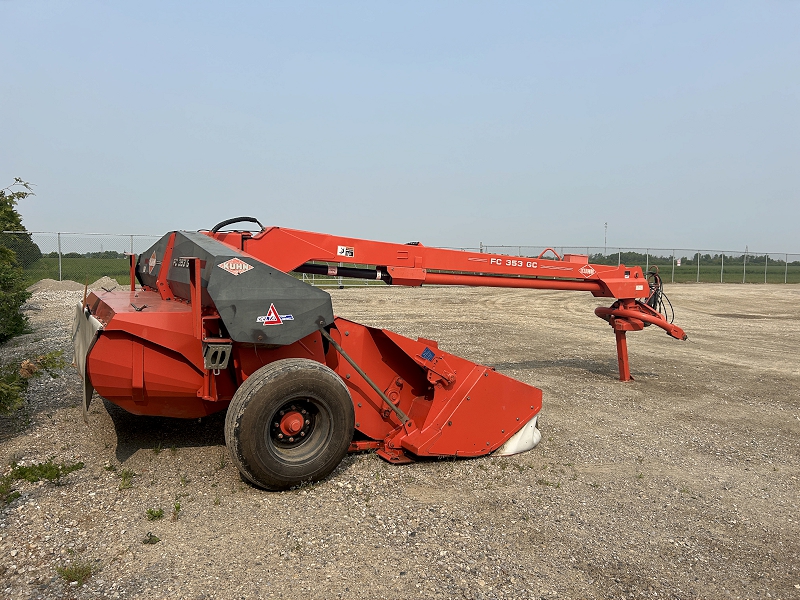 2011 KUHN FC 353 GC MOWER CONDITIONER
