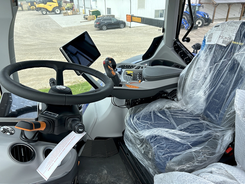 2025 NEW HOLLAND T7.340 HD PLM INTELLIGENCE TRACTOR