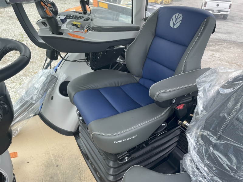 2025 NEW HOLLAND T8.385 PLMI AUTO COMMAND TRACTOR