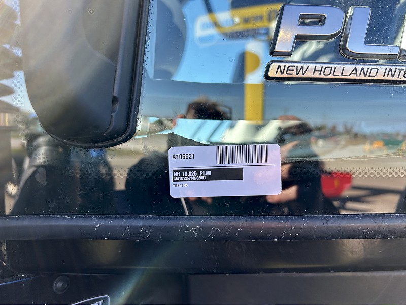 2025 NEW HOLLAND T8.325 PLMI ULTRA COMMAND TRACTOR