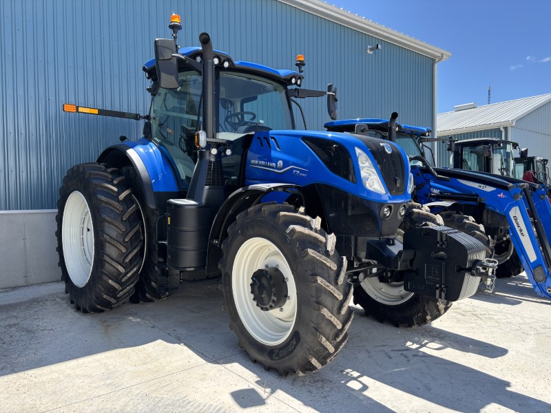 2025 NEW HOLLAND T7.230 PLMI AUTO COMMAND TRACTOR