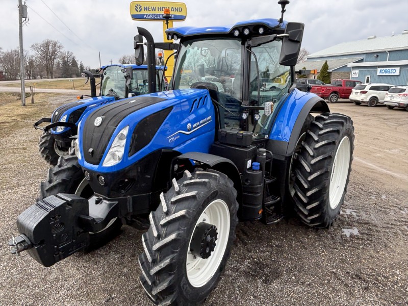 2025 NEW HOLLAND T7.230 PLMI TRACTOR