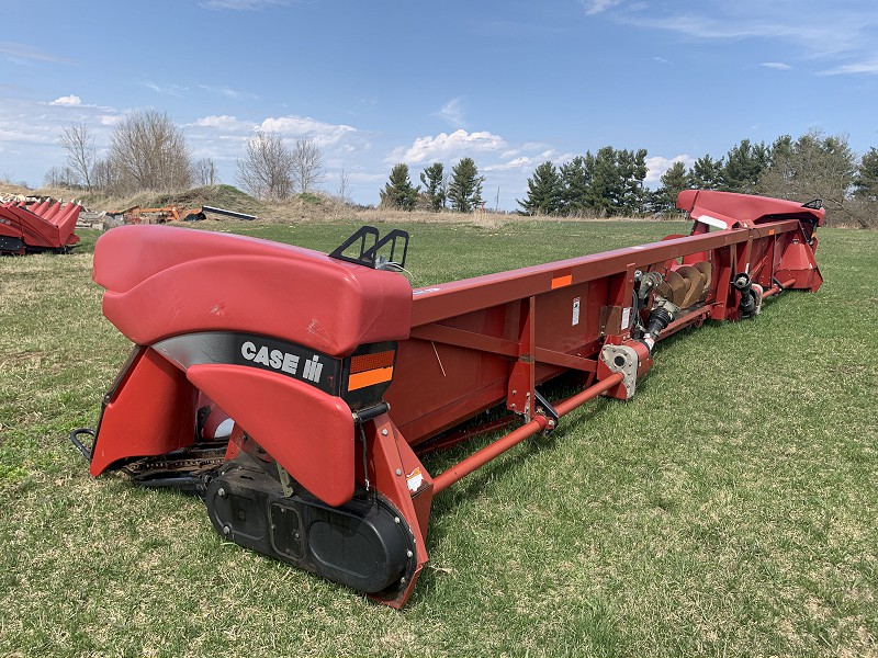 2004 CASE IH 2212 CORN HEAD