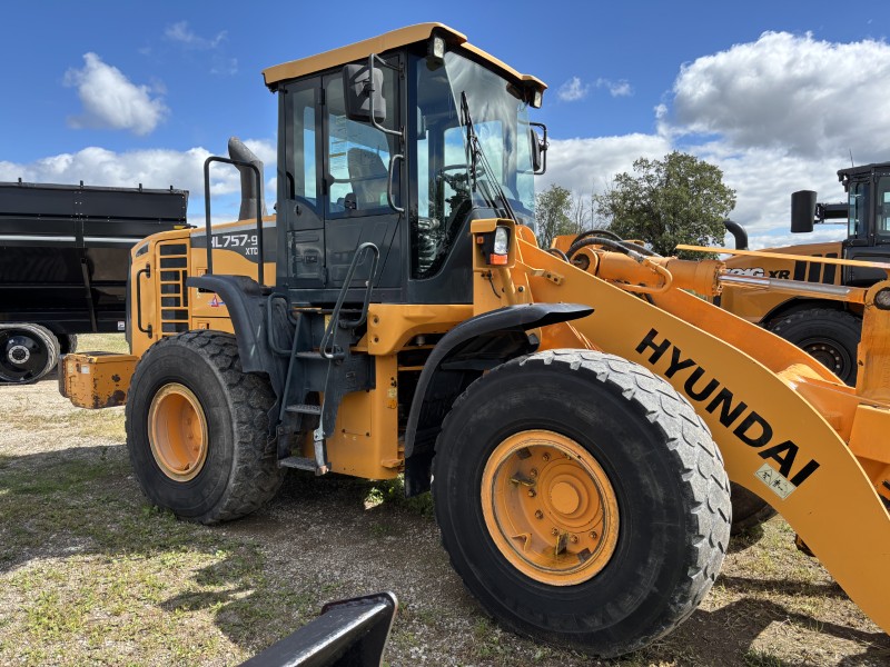 2011 HYUNDAI HL757-9 XTD WHEEL LOADER