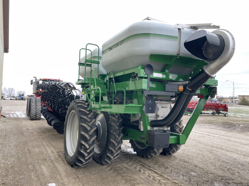 2025 UNVERFERTH RAPTOR 2130DT 12 ROW STRIP TILL (DRY FERTILIZER)