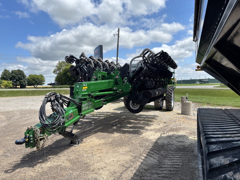 2025 UNVERFERTH RAPTOR 2130DT 12 ROW STRIP TILL (DRY FERTILIZER)