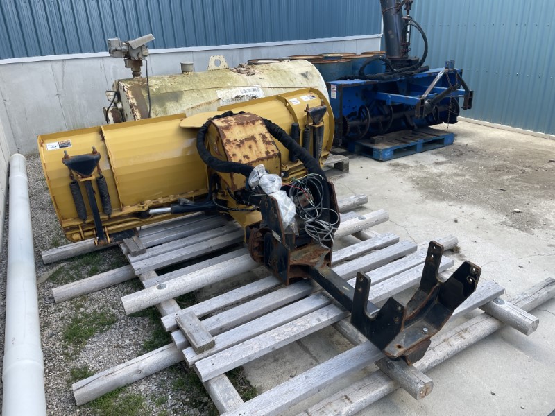 2020 NEW HOLLAND BOOMER 55 T4B TRACTOR WITH LOADER AND BLADE
