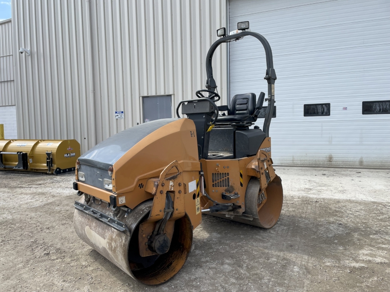 2016 CASE DV26 VIBRATORY DOUBLE DRUM ROLLER